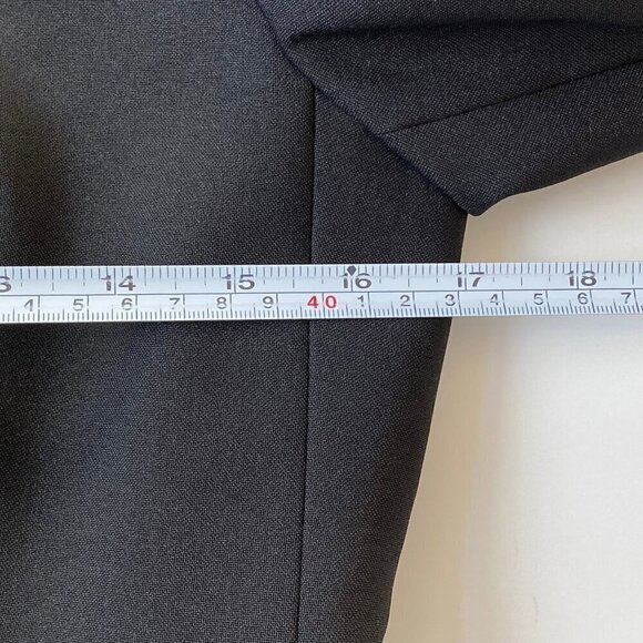 United Colors of Benetton Womens Black Blazer IT 38 US 2 Cinched Waist 3 Button - Picture 9 of 11